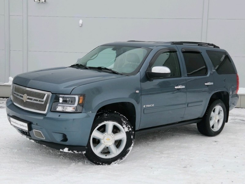 Автомобиль Chevrolet, Tahoe, 2008 года, AT, пробег 204440 км